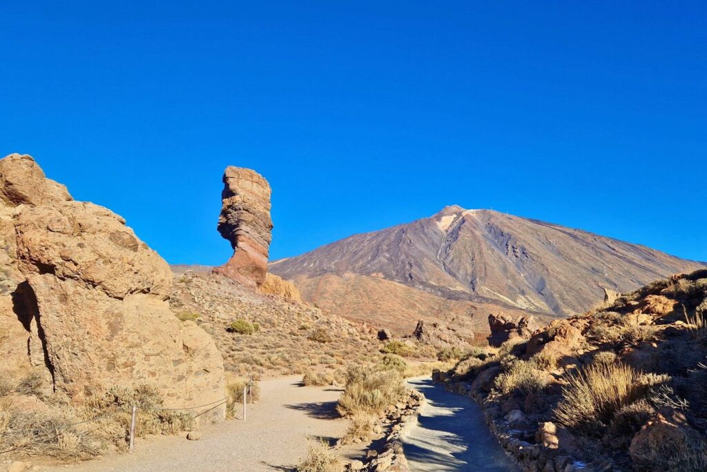 Teneryfa z dzieckiem – pogoda, atrakcje i praktyczne wskazówki Roque Cinchado - Roques de García