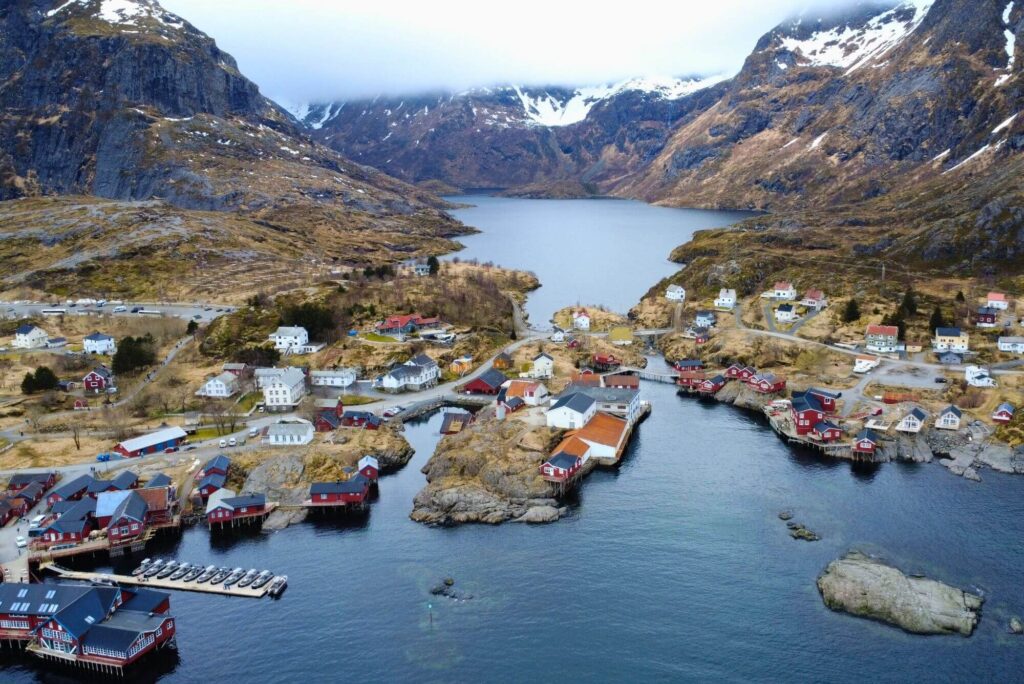 Wioska rybacka Å z lotu ptaka, Lofoty