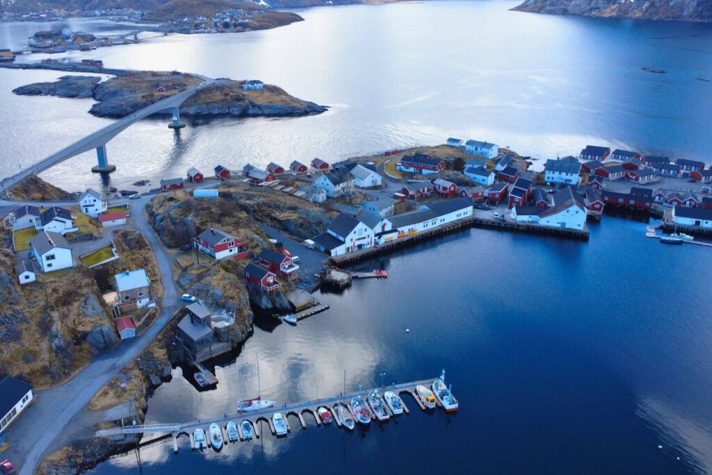 Hamnoy Z Lotu Ptaka 1024x684