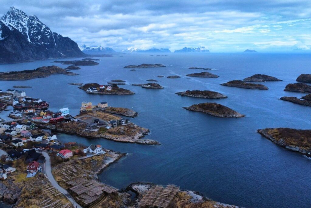 Henningsvær z lotu ptaka, Lofoty