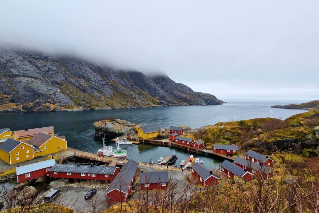 Nusfjord z punktu widokowego