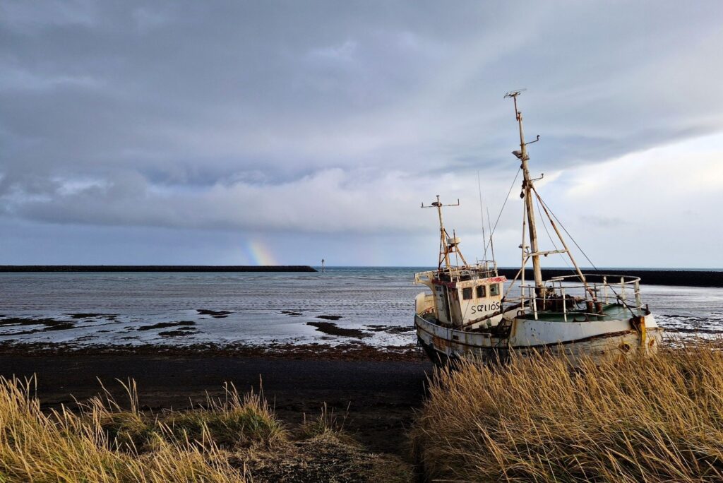 Półwysep Snæfellsnes: Atrakcje, które musisz zobaczyć Wrak statku Sæljós GK-2, półwysep Snæfellsnes