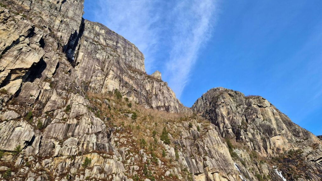 Rejs po Lysefjord zimą – czy warto? Preikestolen, rejs